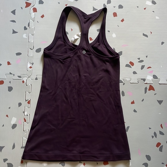 lululemon Racerback Tank Top size 4 - Picture 3 of 4